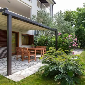  Apartment Sveta Marina